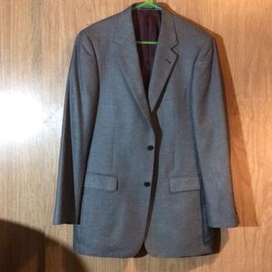 Turnbury suit looks great nice grey color